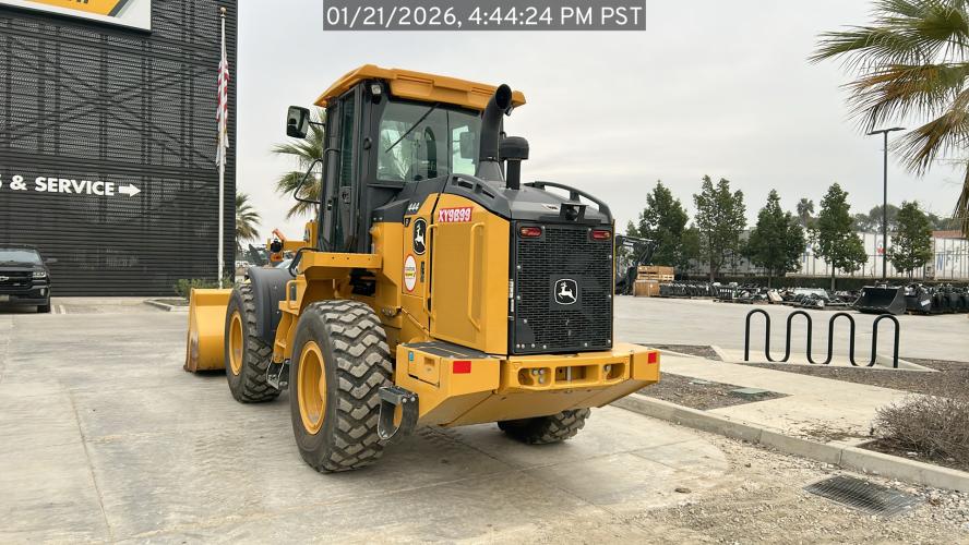 John Deere 444 P