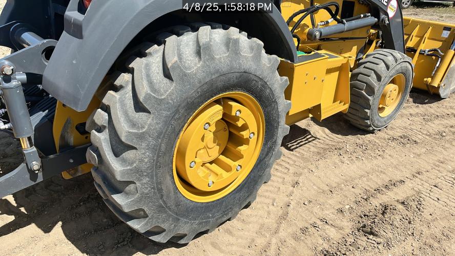 John Deere 210 G