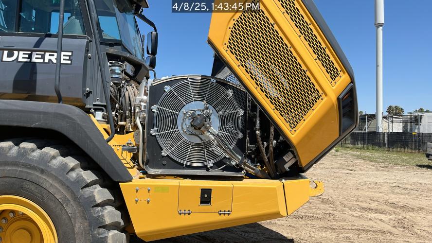 John Deere 310 P