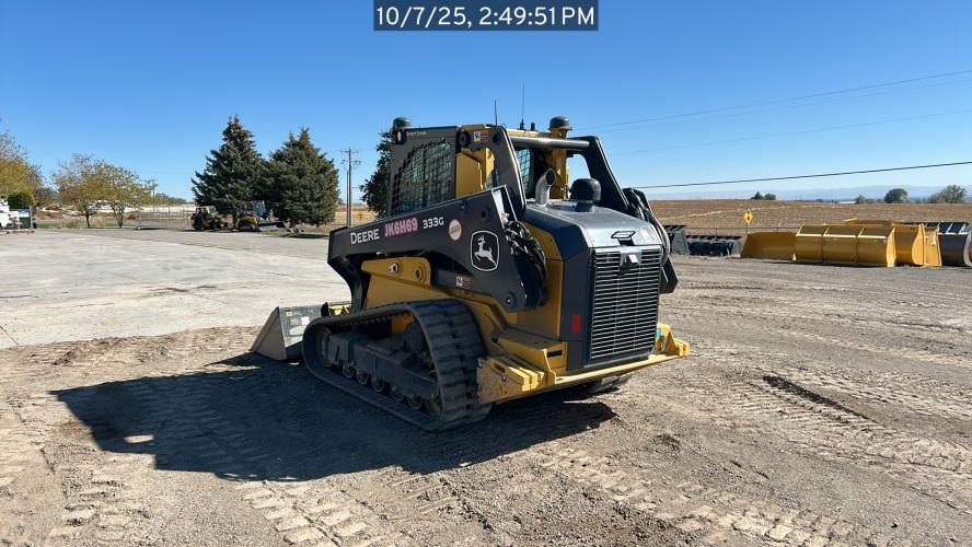 John Deere 333G