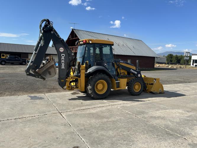 John Deere 320 P