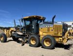 John Deere 772G