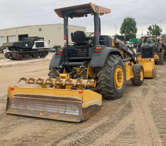John Deere 210 P
