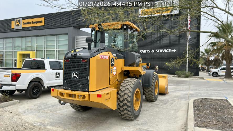 John Deere 444 P