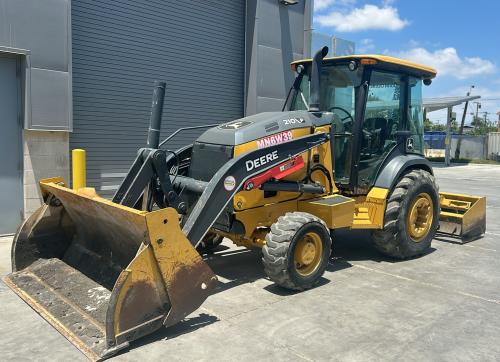 2023 John Deere 210 P