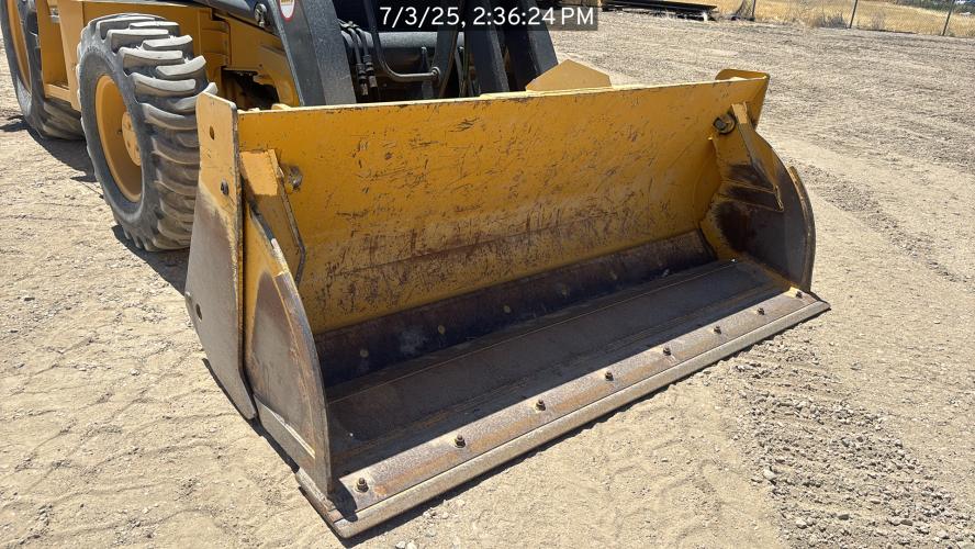 John Deere 320 P