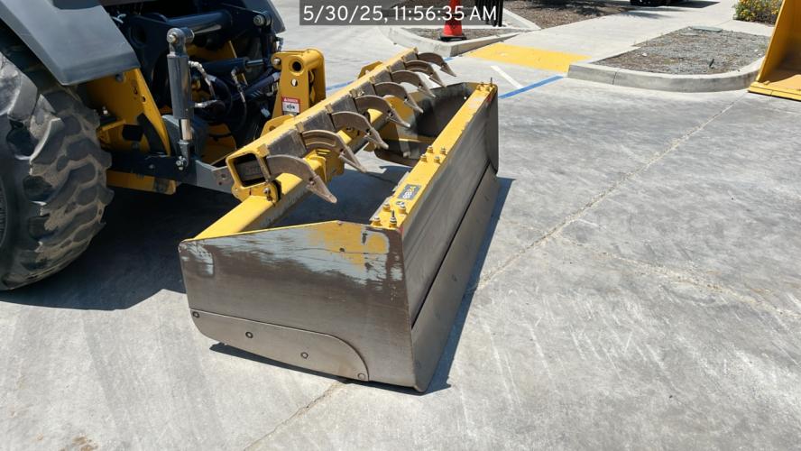 John Deere 210 P