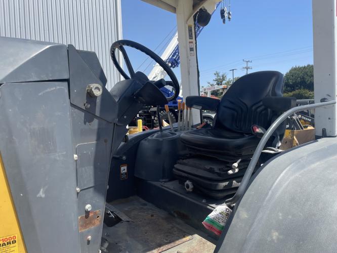 John Deere 210L