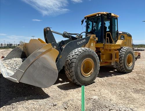 2023 John Deere 644 X