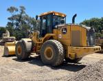 John Deere 644 P