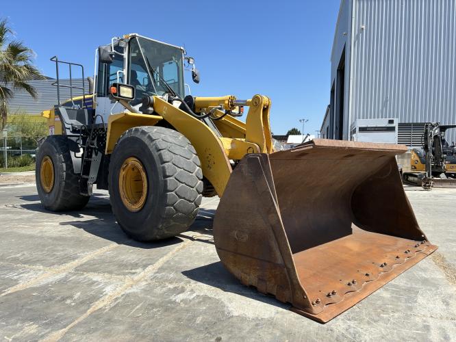 Komatsu WA470-7