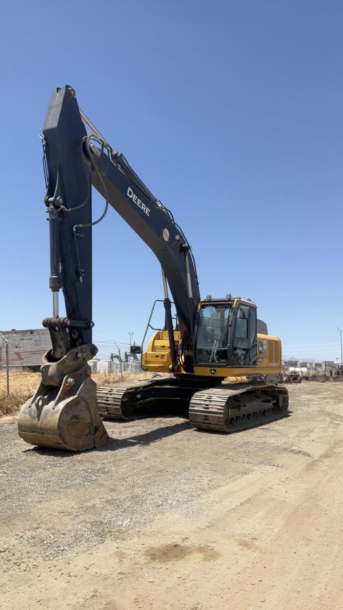 2023 John Deere 250 P
