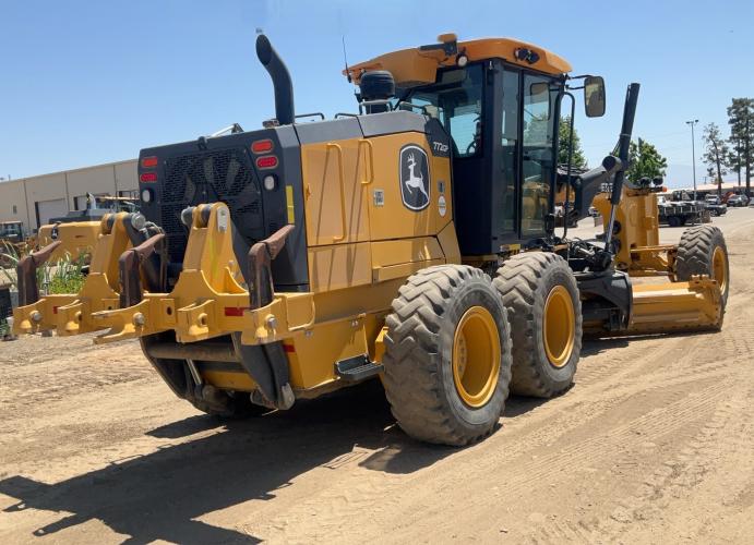 John Deere 772G