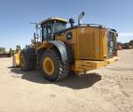 John Deere 744 P
