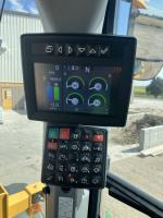 John Deere 524L