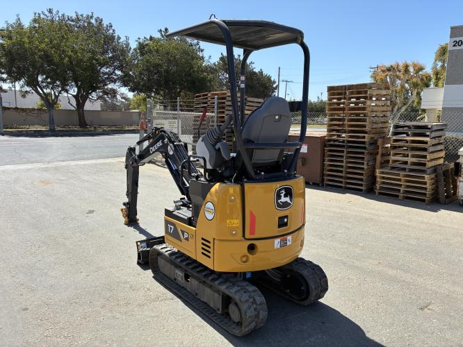 John Deere 17 P