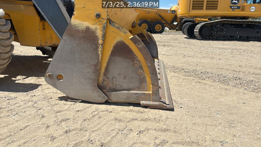 John Deere 320 P