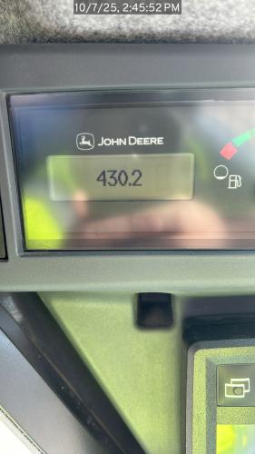 John Deere 333G