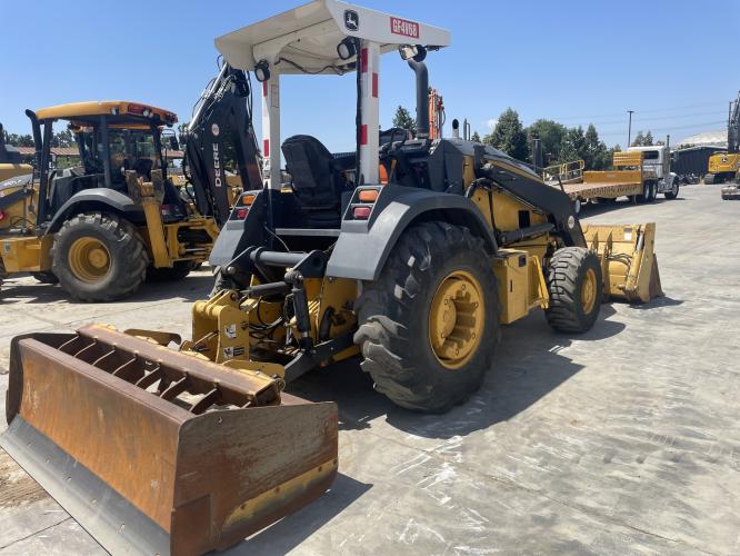 John Deere 210L