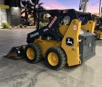 John Deere 318G