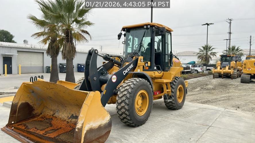 John Deere 444 P