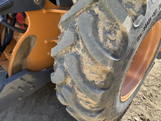 Case 570N XT
