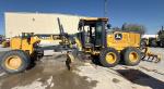 John Deere 672GP