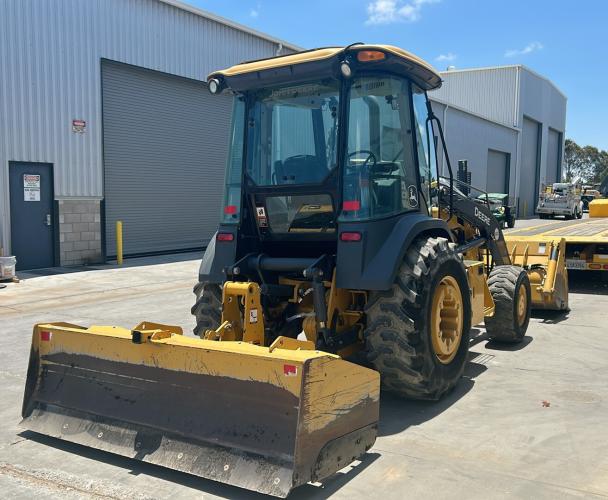 John Deere 210 P