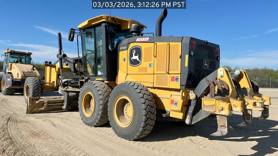 John Deere 672GP