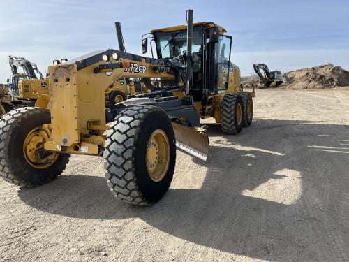 2015 John Deere 772GP